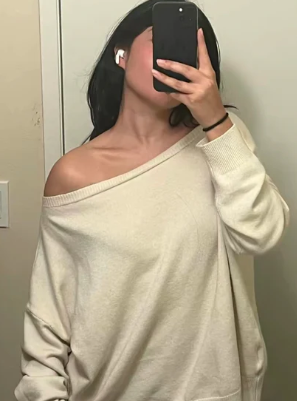 Single Shoulder Sweater